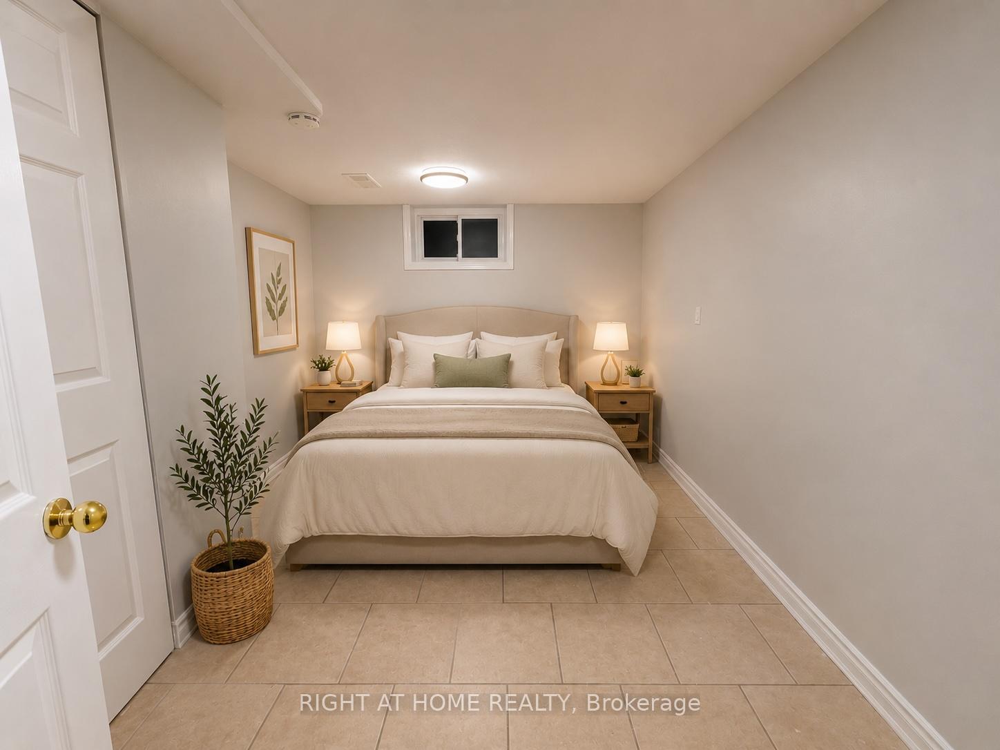Photo 2 of Unit Lower, 67 Brentwood Drive, Hamilton, Huntington — HOMEH