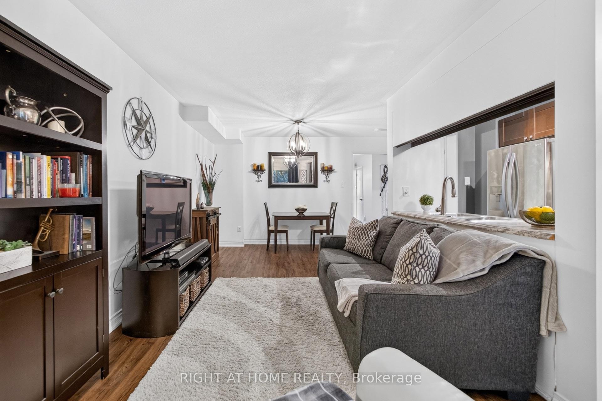 Photo 15 of 3 Beverly Lane, Halton Hills, Georgetown — HOMEH