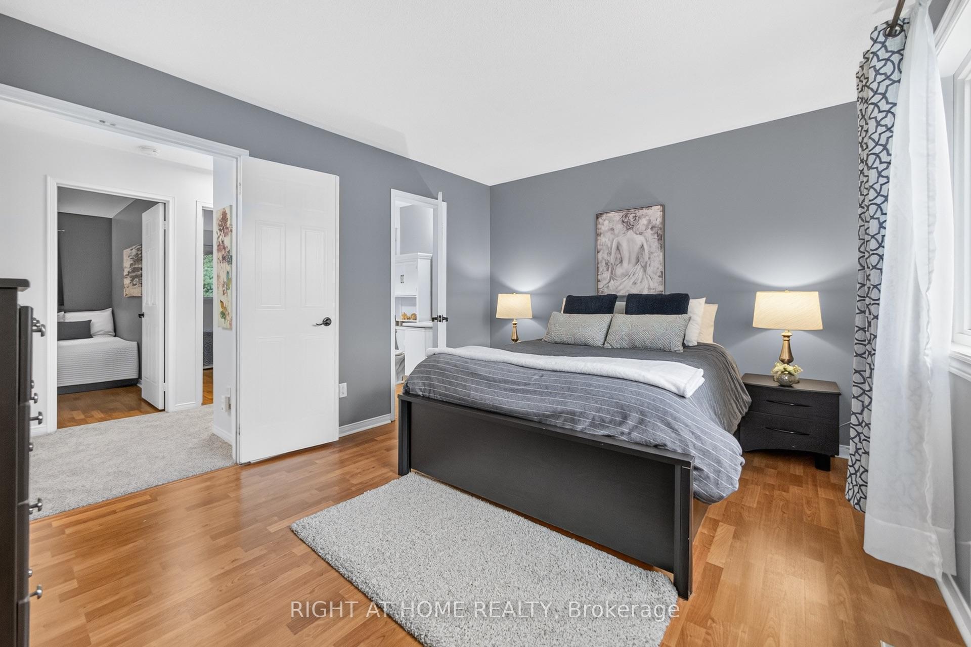 Photo 23 of 3 Beverly Lane, Halton Hills, Georgetown — HOMEH
