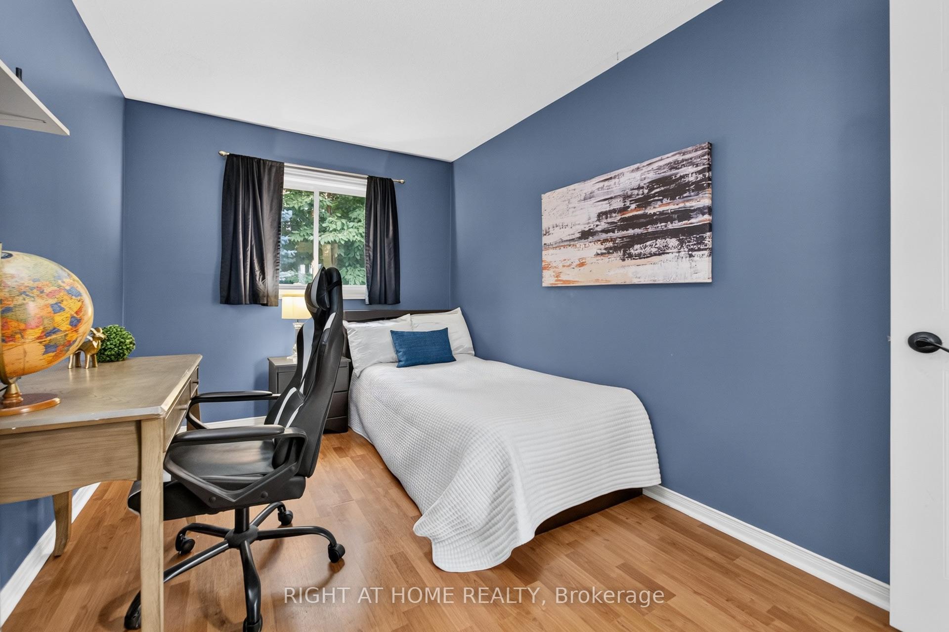 Photo 27 of 3 Beverly Lane, Halton Hills, Georgetown — HOMEH