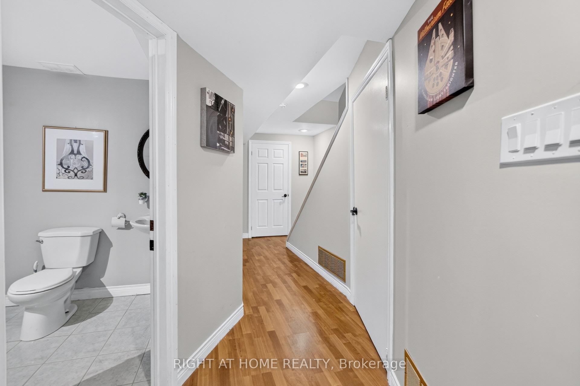 Photo 30 of 3 Beverly Lane, Halton Hills, Georgetown — HOMEH