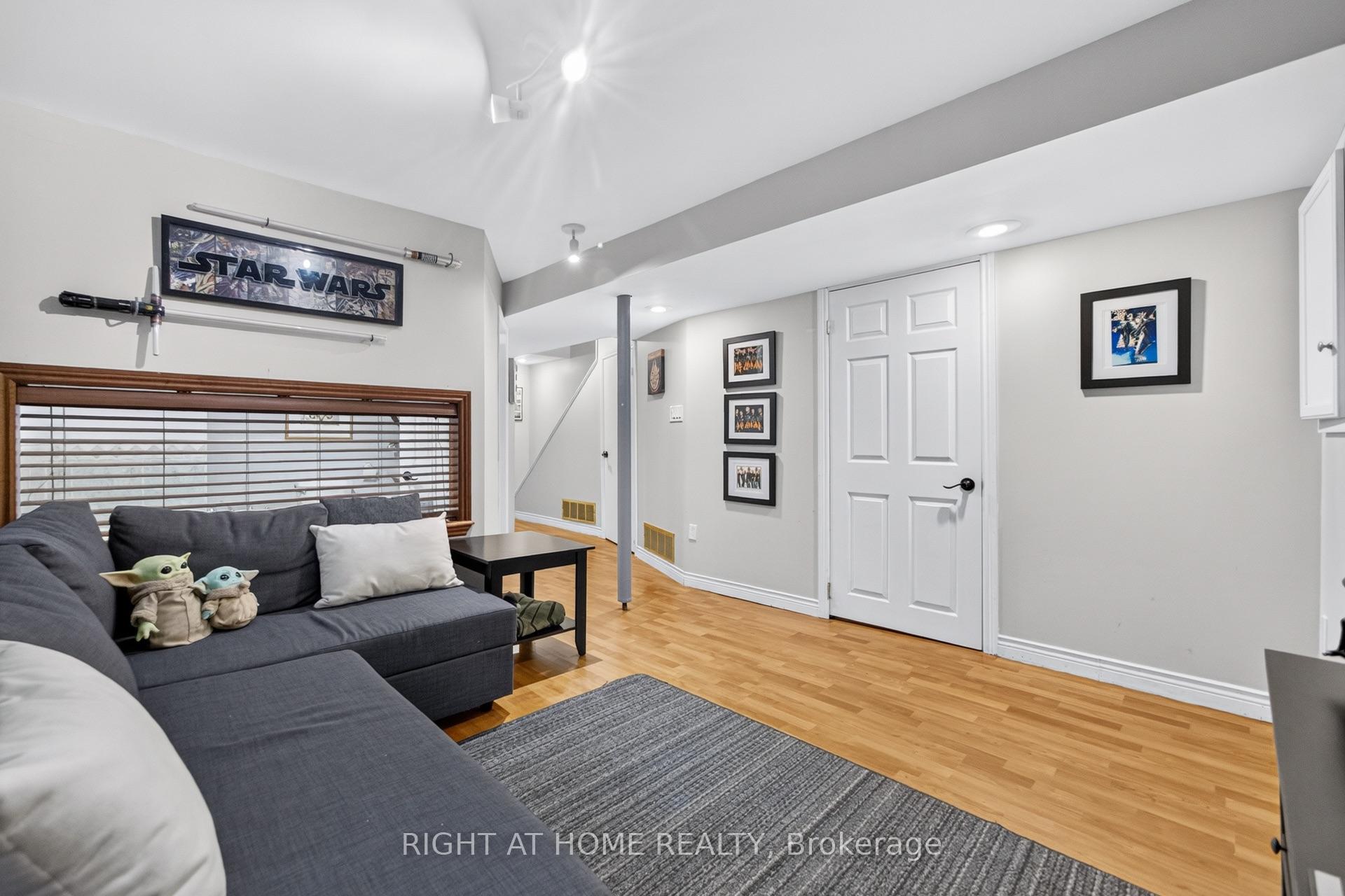 Photo 32 of 3 Beverly Lane, Halton Hills, Georgetown — HOMEH