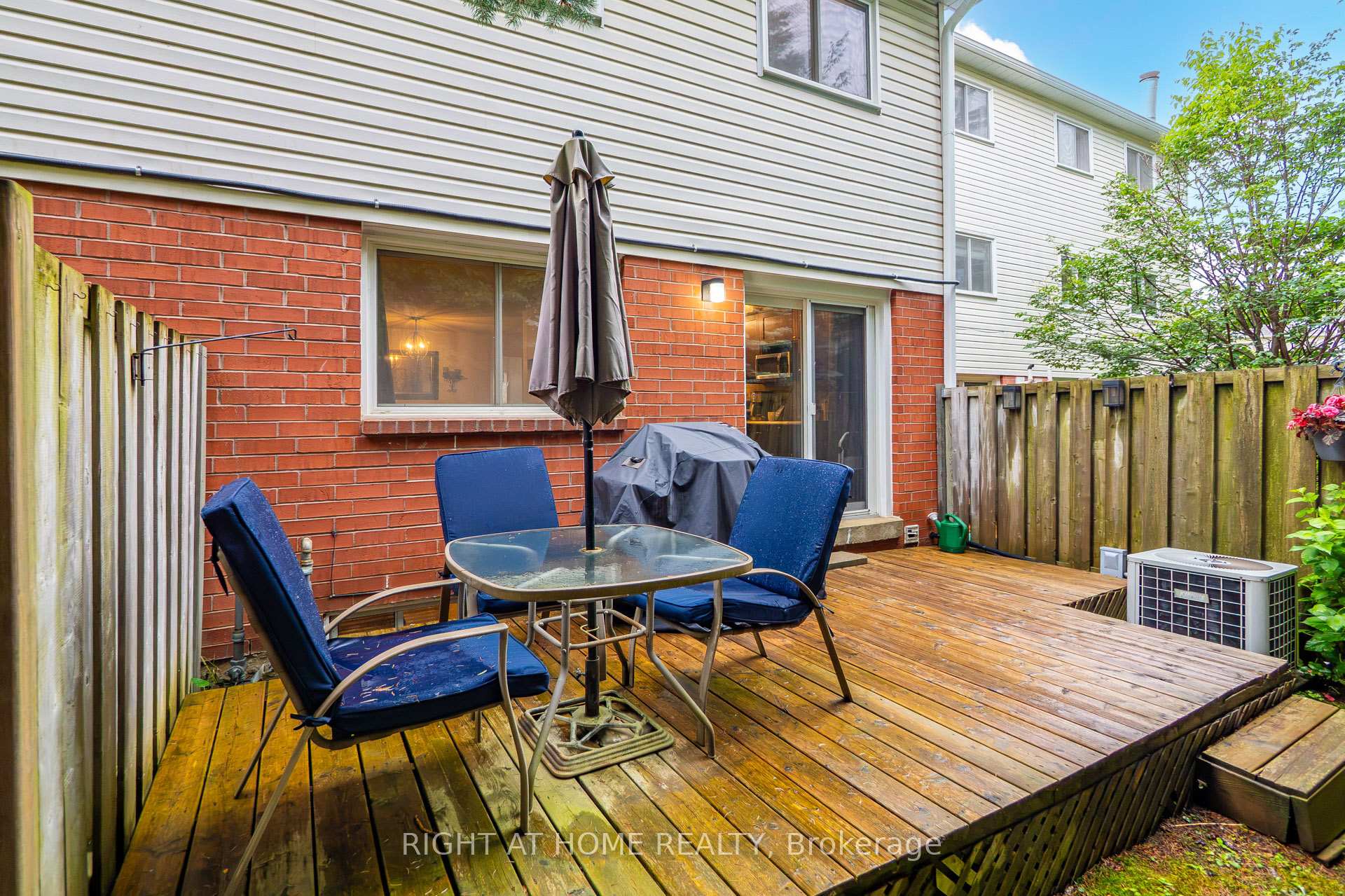 Photo 39 of 3 Beverly Lane, Halton Hills, Georgetown — HOMEH