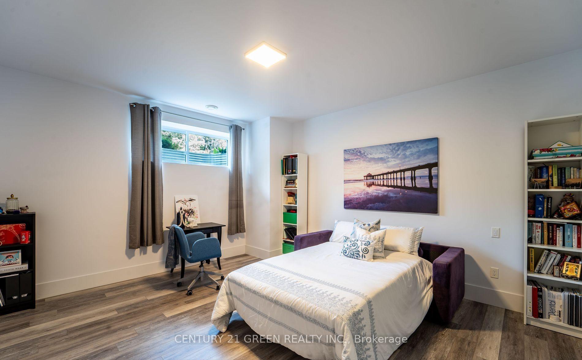 Photo 10 of 21222 Vanneck Road, Middlesex Centre, Melrose — HOMEH