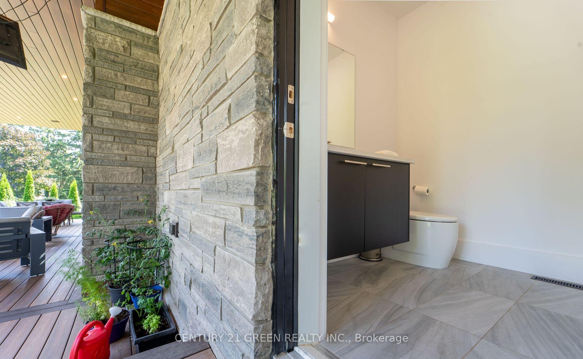 Photo 31 of 21222 Vanneck Road, Middlesex Centre, Melrose — HOMEH