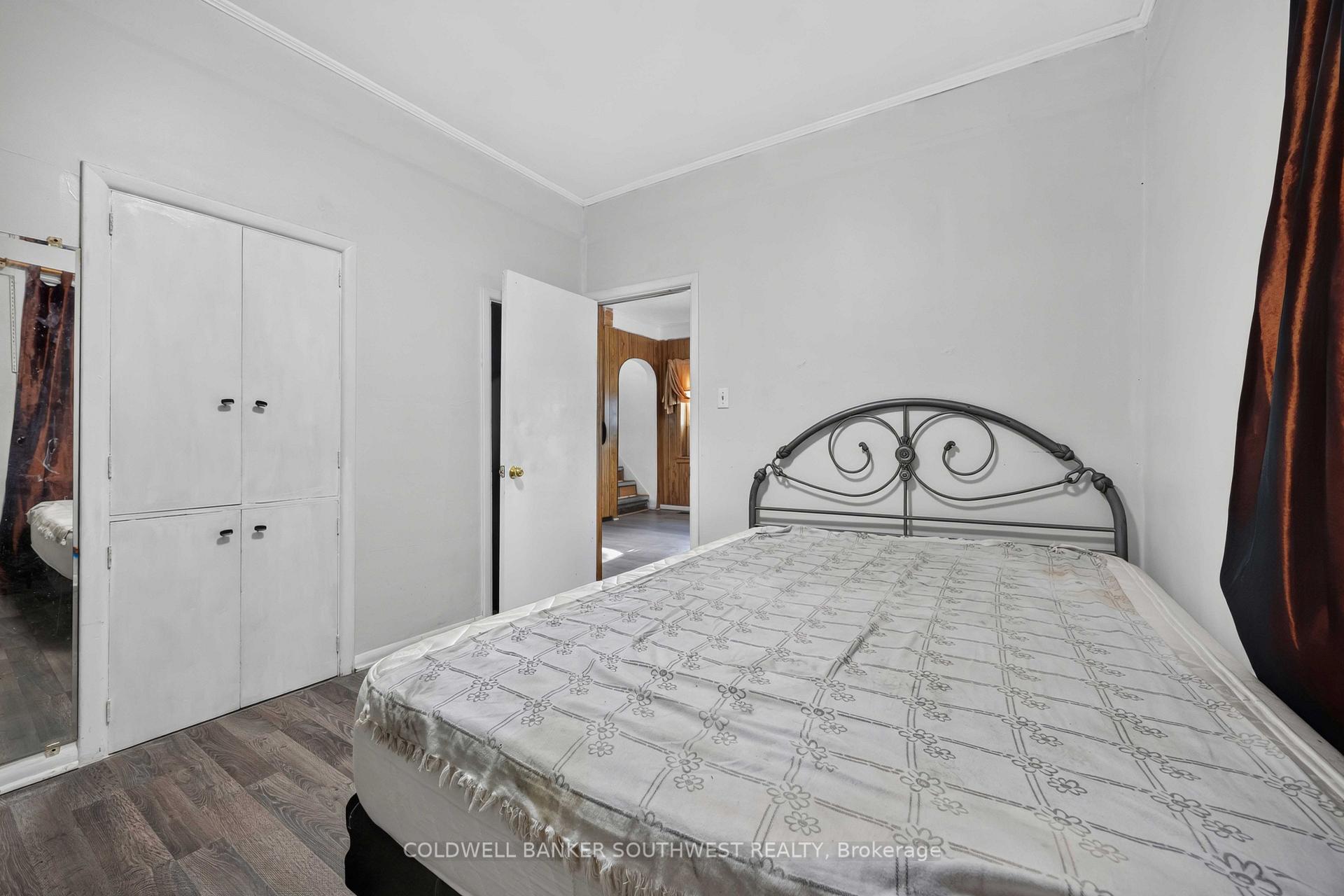 Photo 15 of 181 Campbell Street, Sarnia — HOMEH
