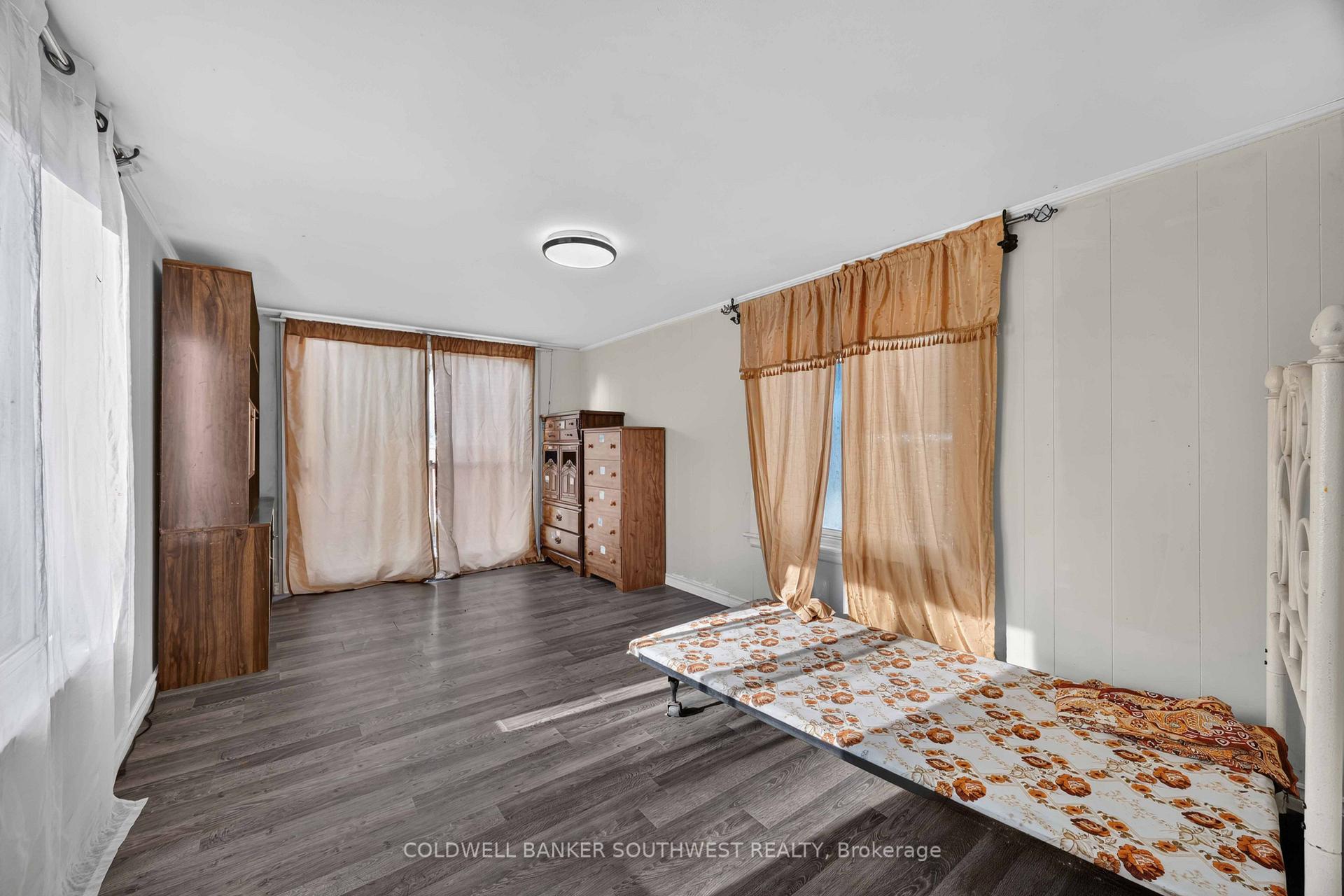 Photo 20 of 181 Campbell Street, Sarnia — HOMEH
