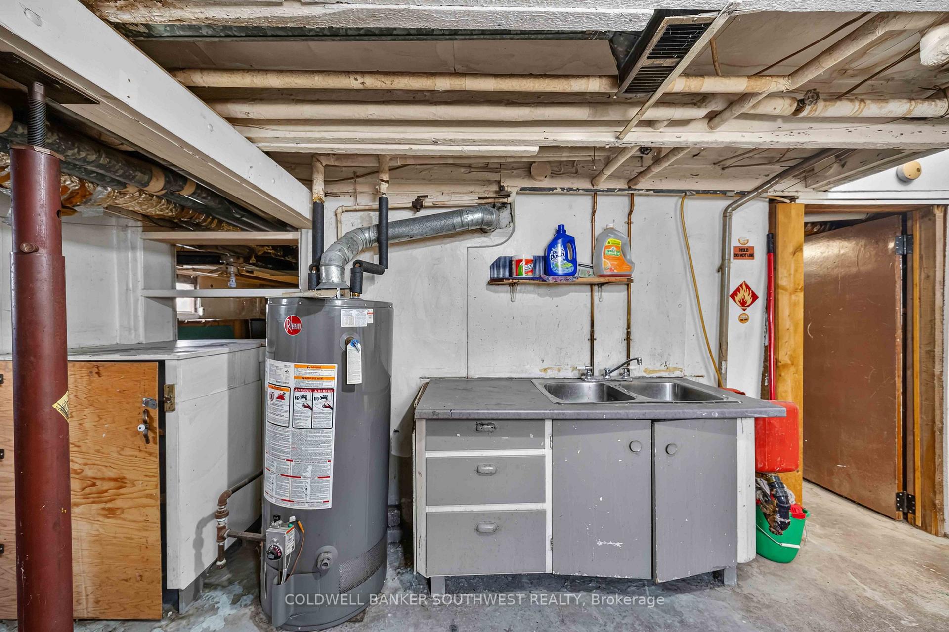 Photo 25 of 181 Campbell Street, Sarnia — HOMEH