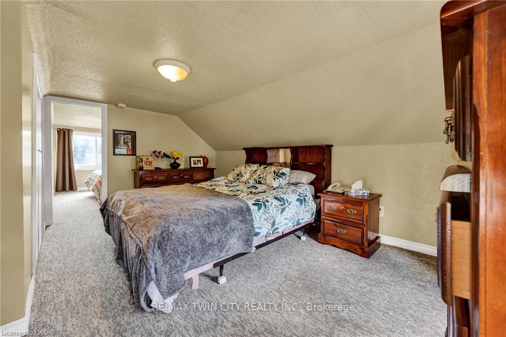 Photo 18 of 57 Bloomingdale Road N, Kitchener, Bridgeport — HOMEH