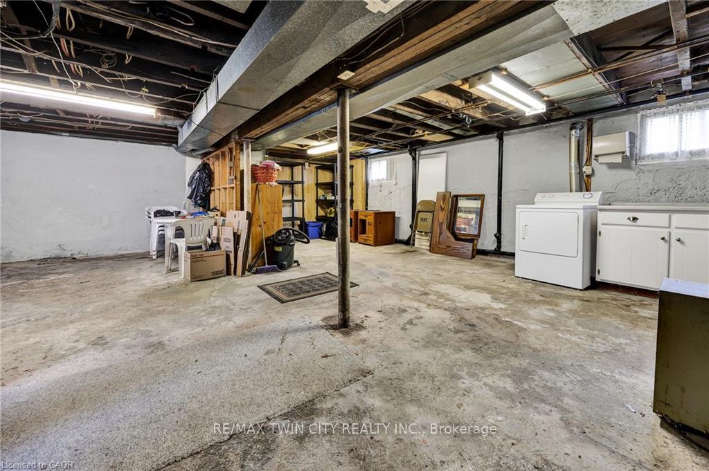 Photo 24 of 57 Bloomingdale Road N, Kitchener, Bridgeport — HOMEH