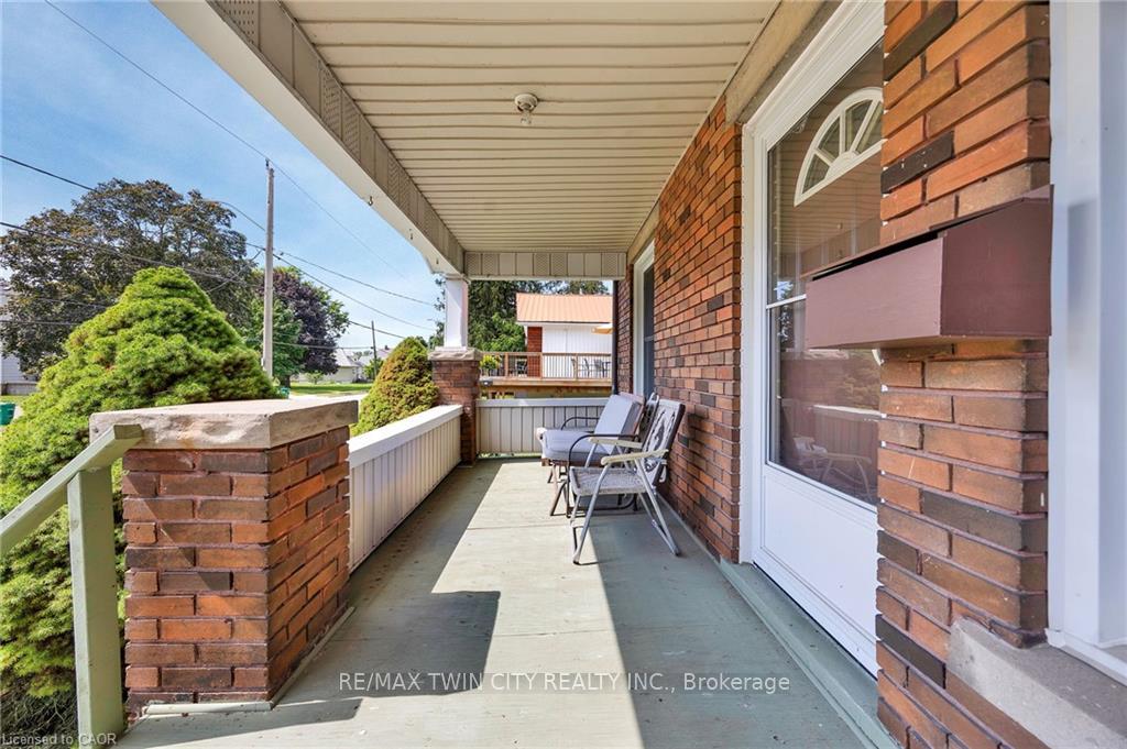 Photo 26 of 57 Bloomingdale Road N, Kitchener, Bridgeport — HOMEH