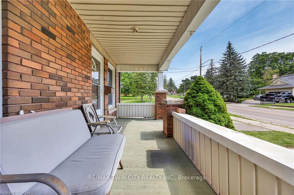 Photo 27 of 57 Bloomingdale Road N, Kitchener, Bridgeport — HOMEH