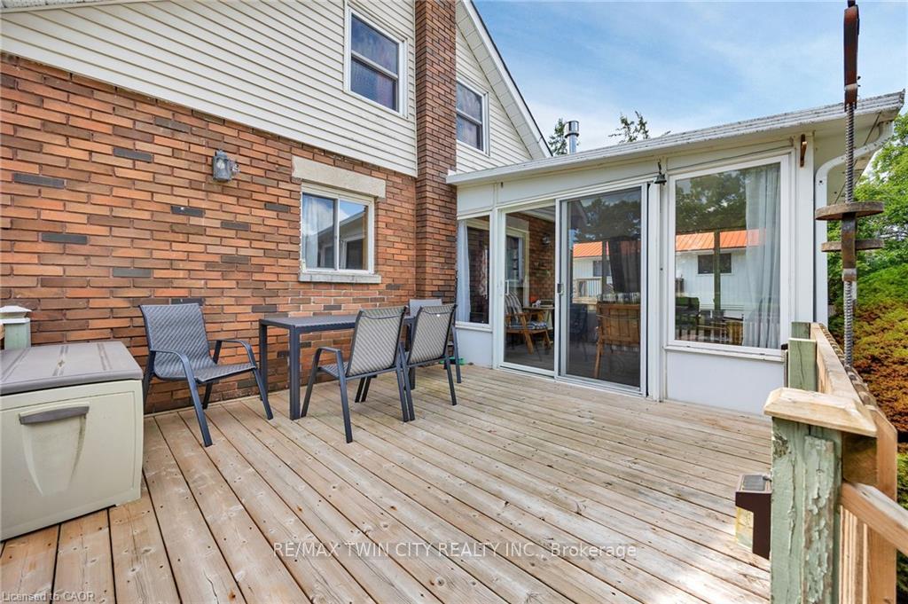 Photo 34 of 57 Bloomingdale Road N, Kitchener, Bridgeport — HOMEH