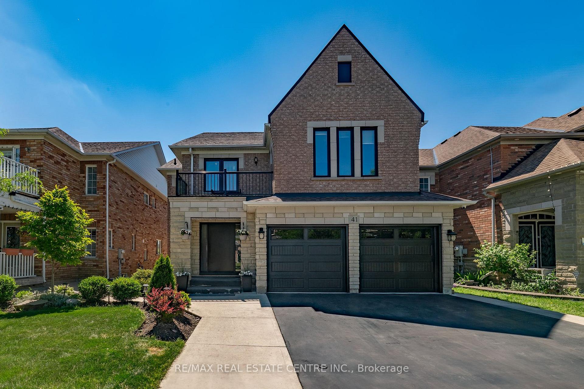 Photo 1 of 41 Ranchero Drive, Brampton, Fletcher's Meadow — HOMEH