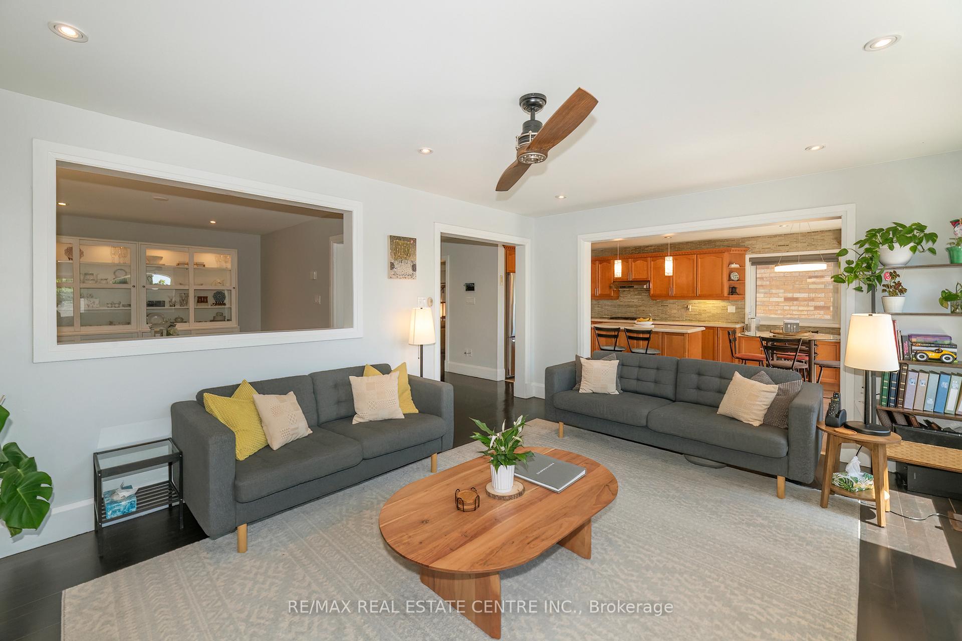 Photo 10 of 41 Ranchero Drive, Brampton, Fletcher's Meadow — HOMEH