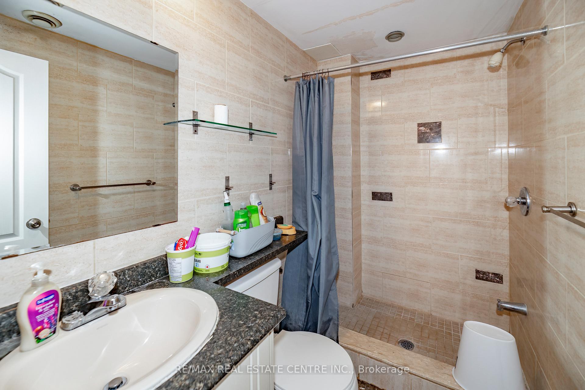 Photo 36 of 41 Ranchero Drive, Brampton, Fletcher's Meadow — HOMEH