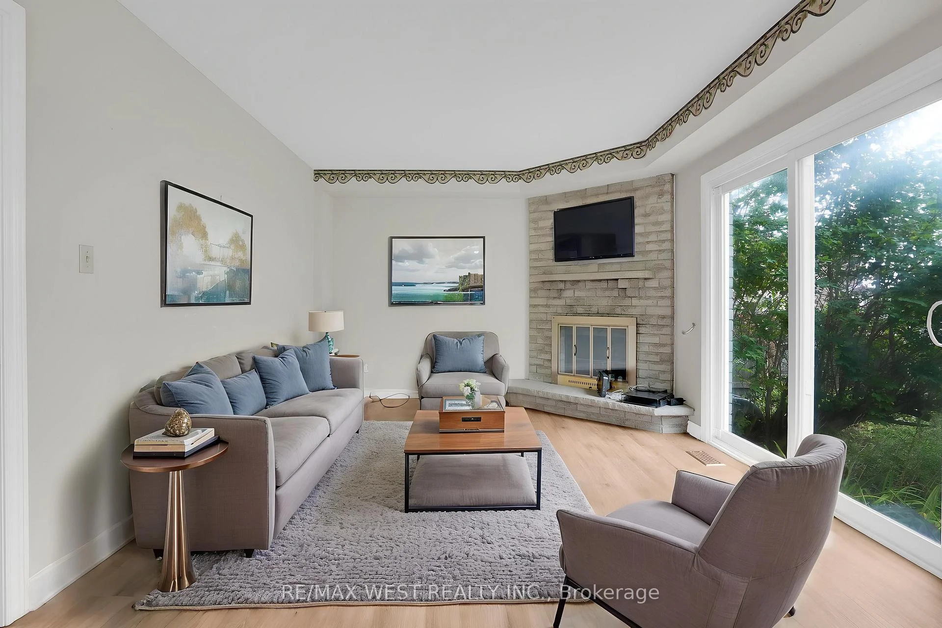 Photo 8 of 1 Cardinal Street, Barrie, Cundles East — HOMEH