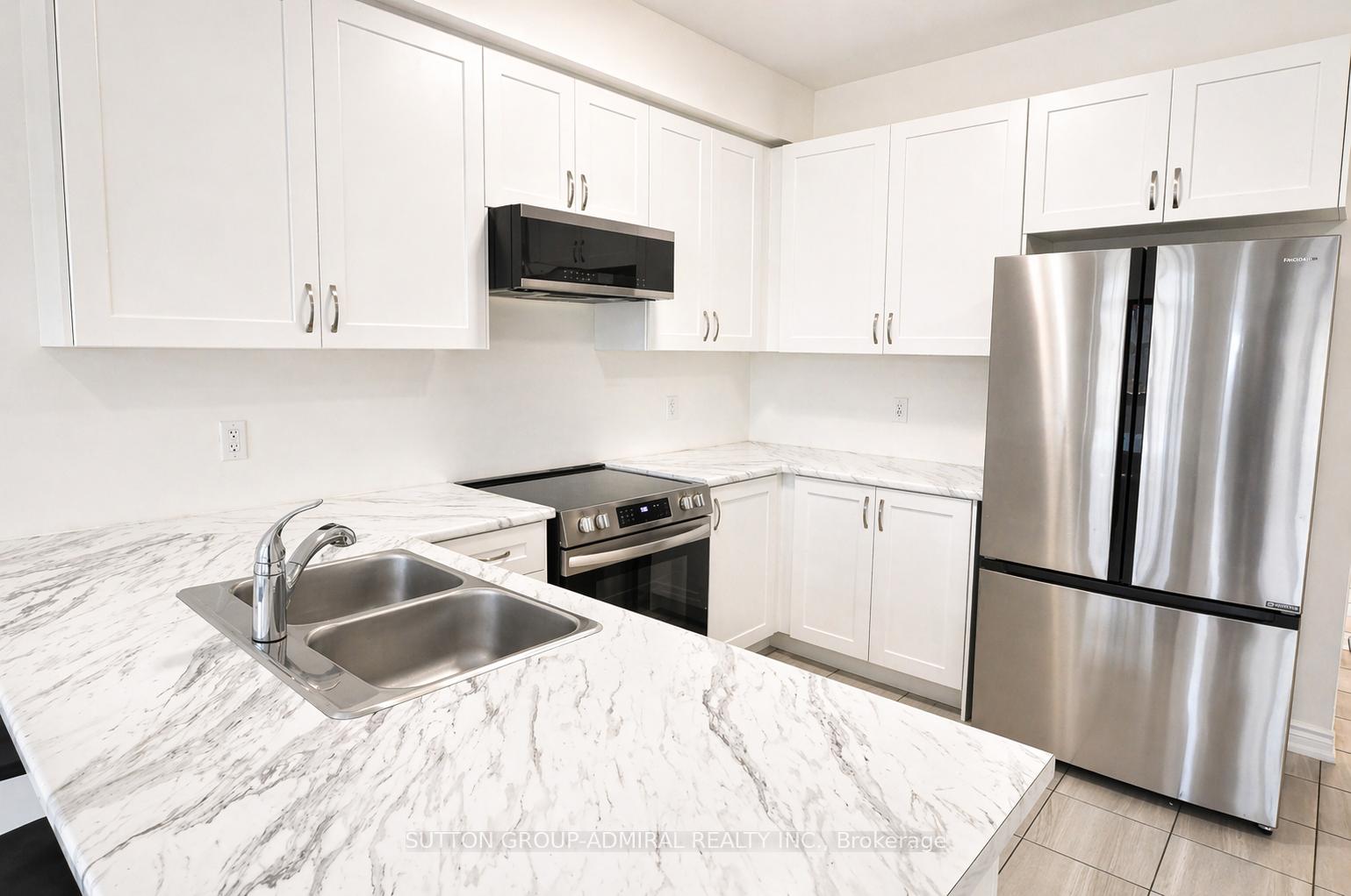 Photo 9 of 2135 Speare Court, Innisfil, Alcona — HOMEH