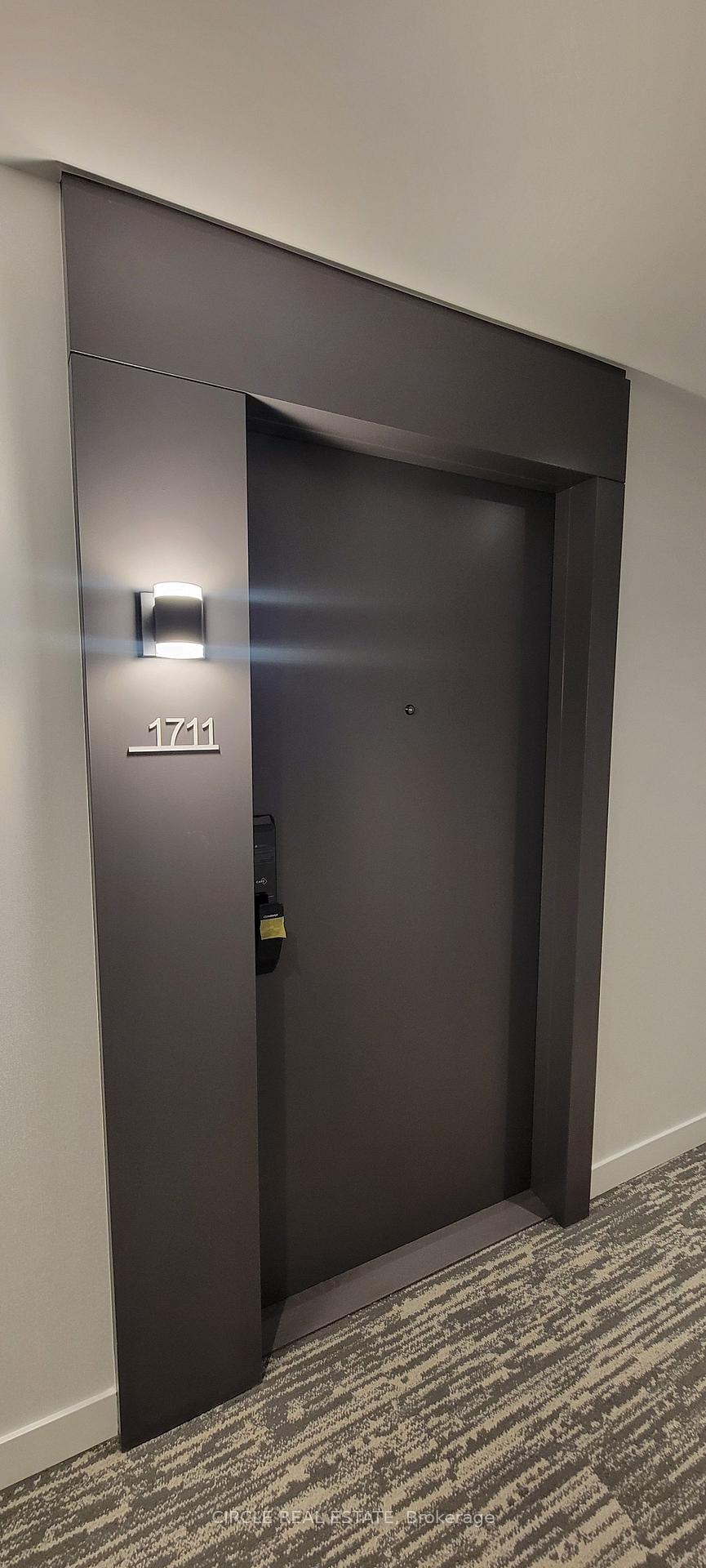 Photo 7 of Unit 1711, 2075 Lakeshore Road, Burlington, Brant — HOMEH