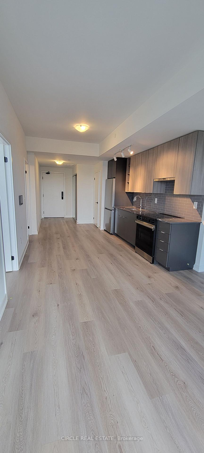 Photo 9 of Unit 1711, 2075 Lakeshore Road, Burlington, Brant — HOMEH