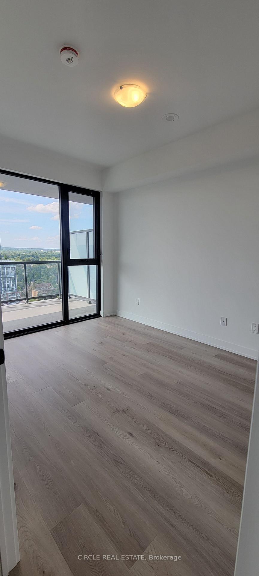 Photo 14 of Unit 1711, 2075 Lakeshore Road, Burlington, Brant — HOMEH