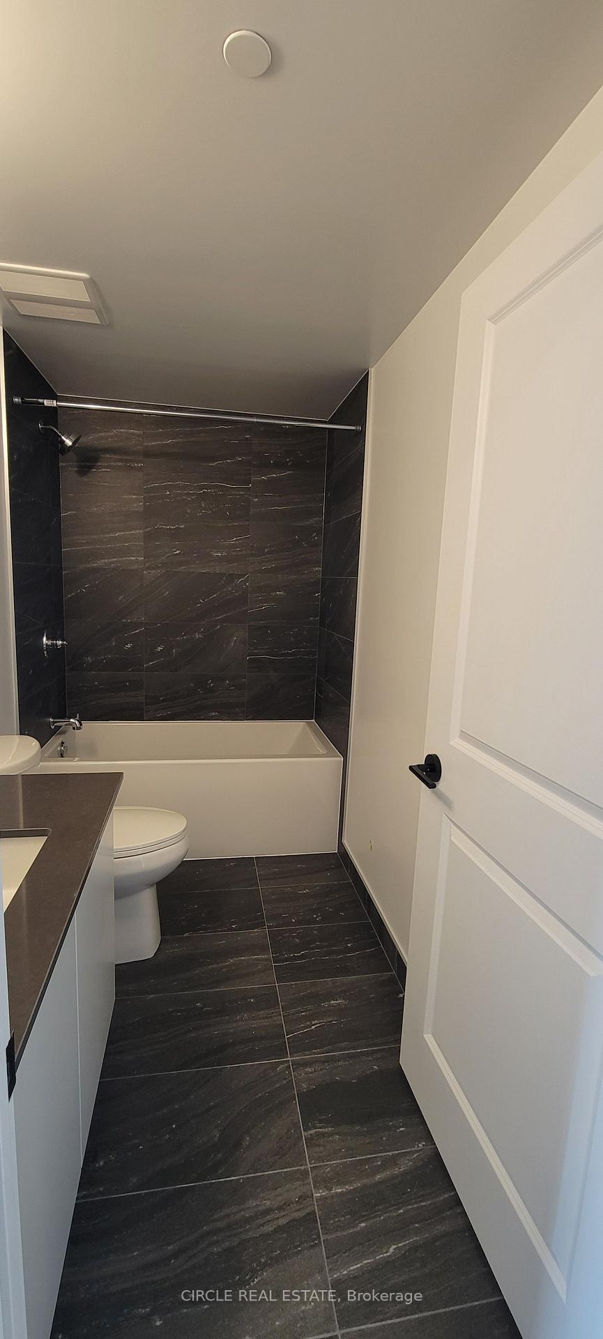 Photo 21 of Unit 1711, 2075 Lakeshore Road, Burlington, Brant — HOMEH
