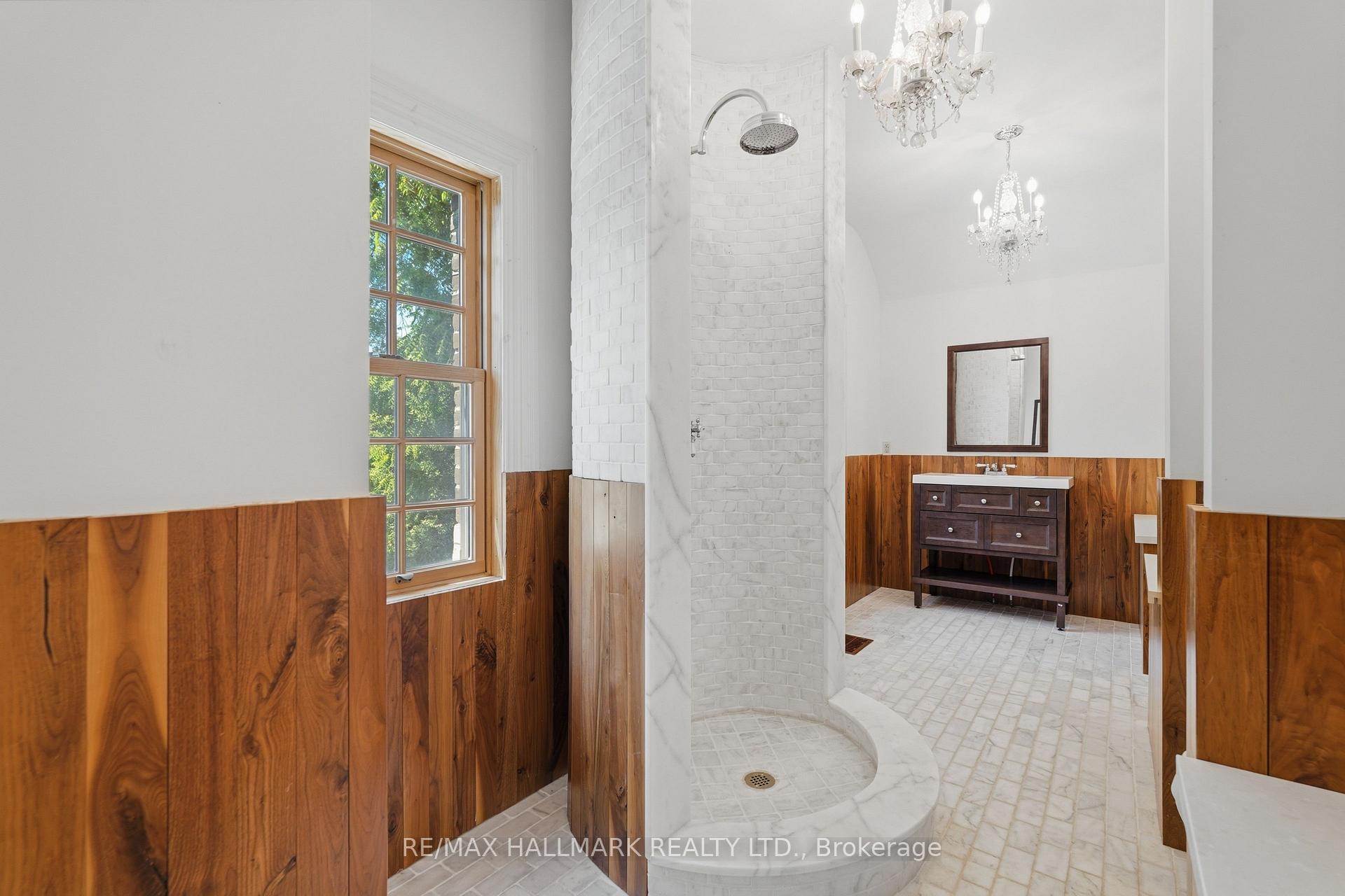 Photo 40 of 12994 Weston Road, King, King City — HOMEH