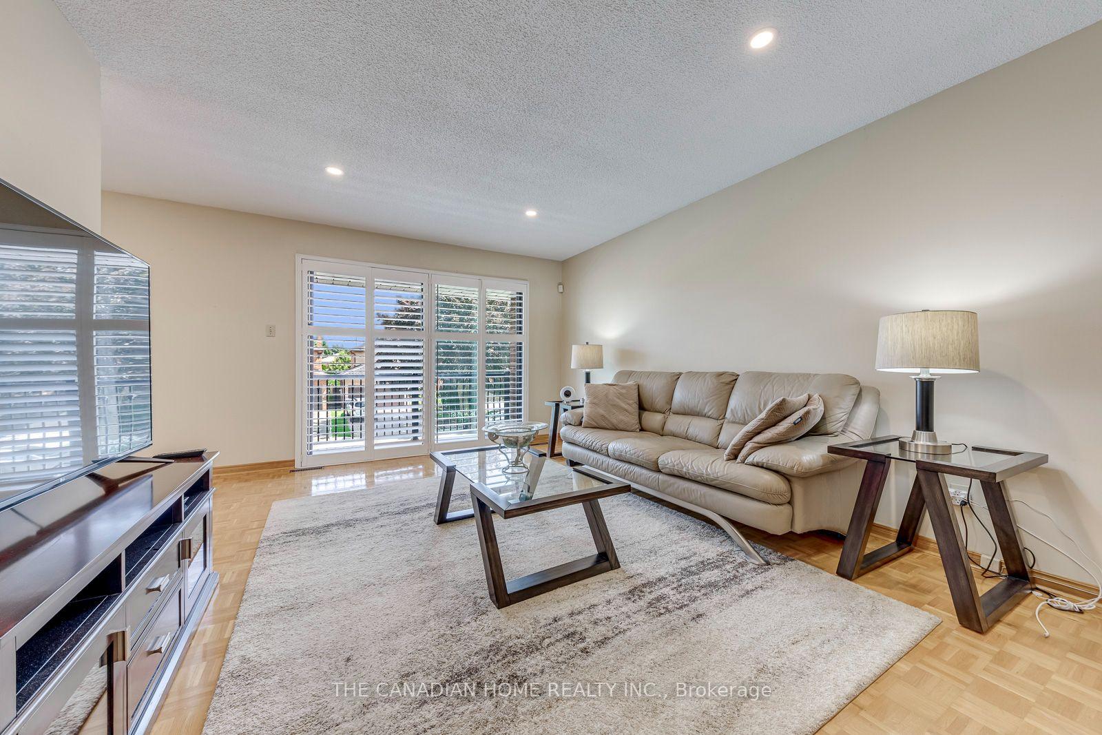 Photo 10 of 5472 Bourget Drive, Mississauga, Hurontario — HOMEH