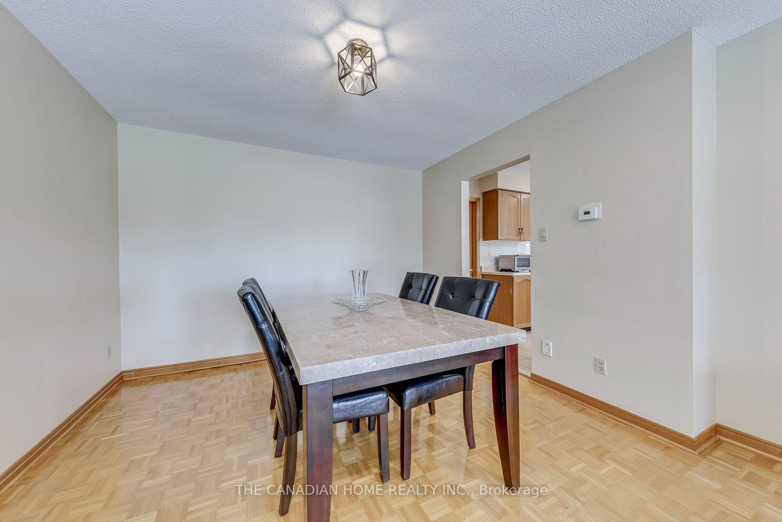 Photo 12 of 5472 Bourget Drive, Mississauga, Hurontario — HOMEH