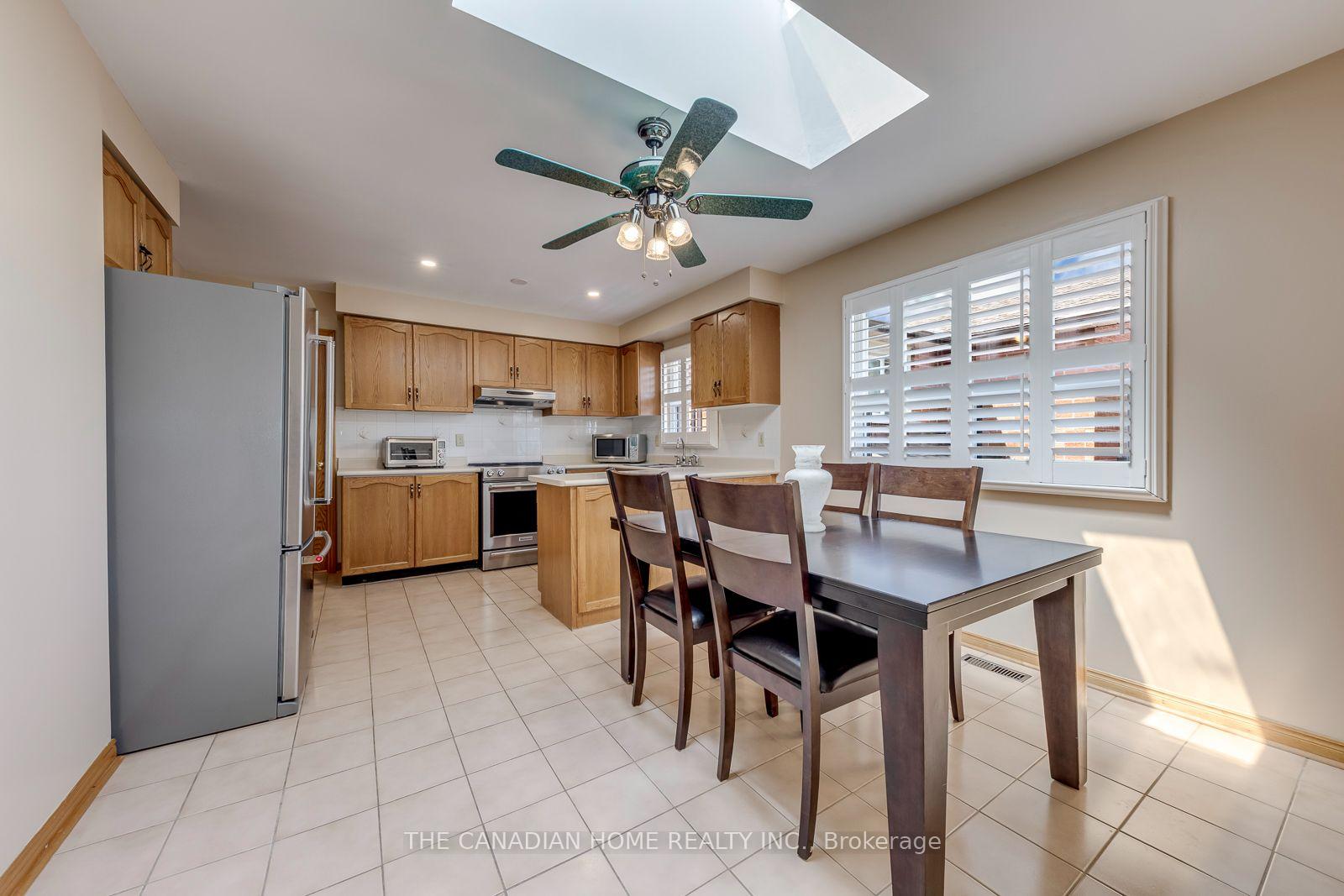 Photo 15 of 5472 Bourget Drive, Mississauga, Hurontario — HOMEH
