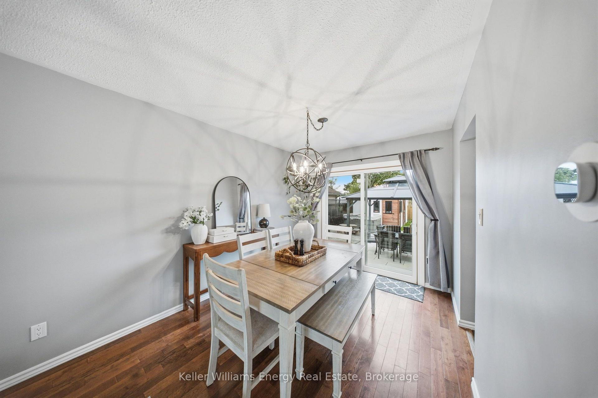 Photo 10 of 233 Phillip Murray Avenue, Oshawa, Lakeview — HOMEH