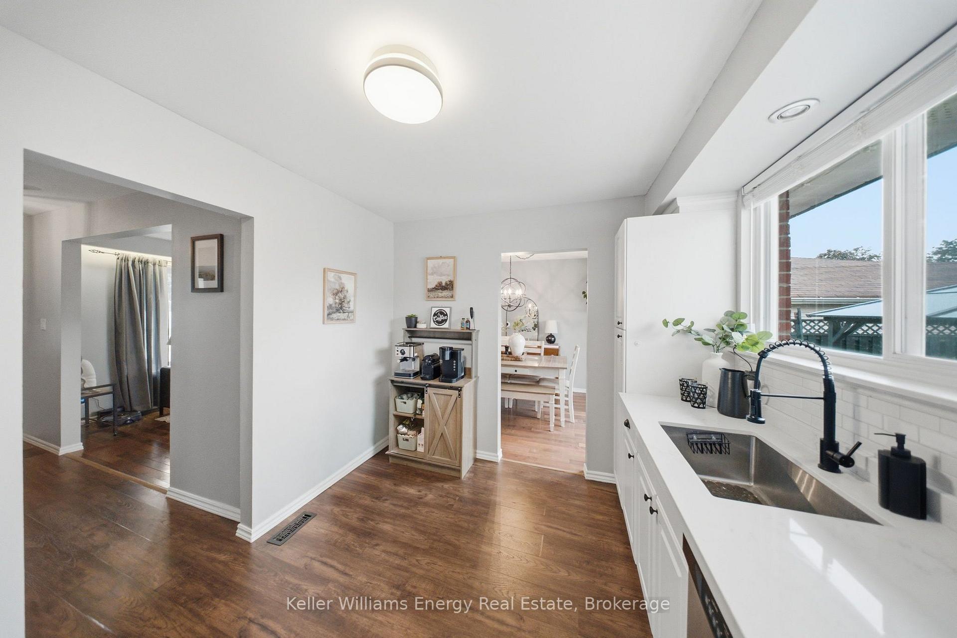 Photo 11 of 233 Phillip Murray Avenue, Oshawa, Lakeview — HOMEH