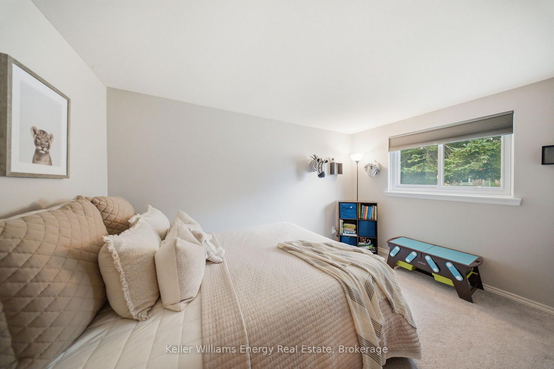 Photo 19 of 233 Phillip Murray Avenue, Oshawa, Lakeview — HOMEH