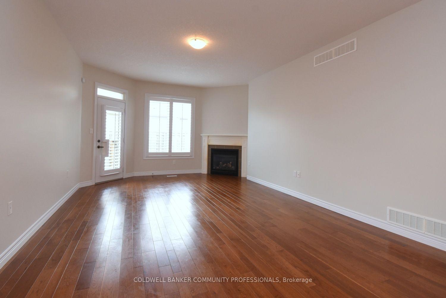 Photo 9 of 19 Stickland Lane, Hamilton, Binbrook — HOMEH