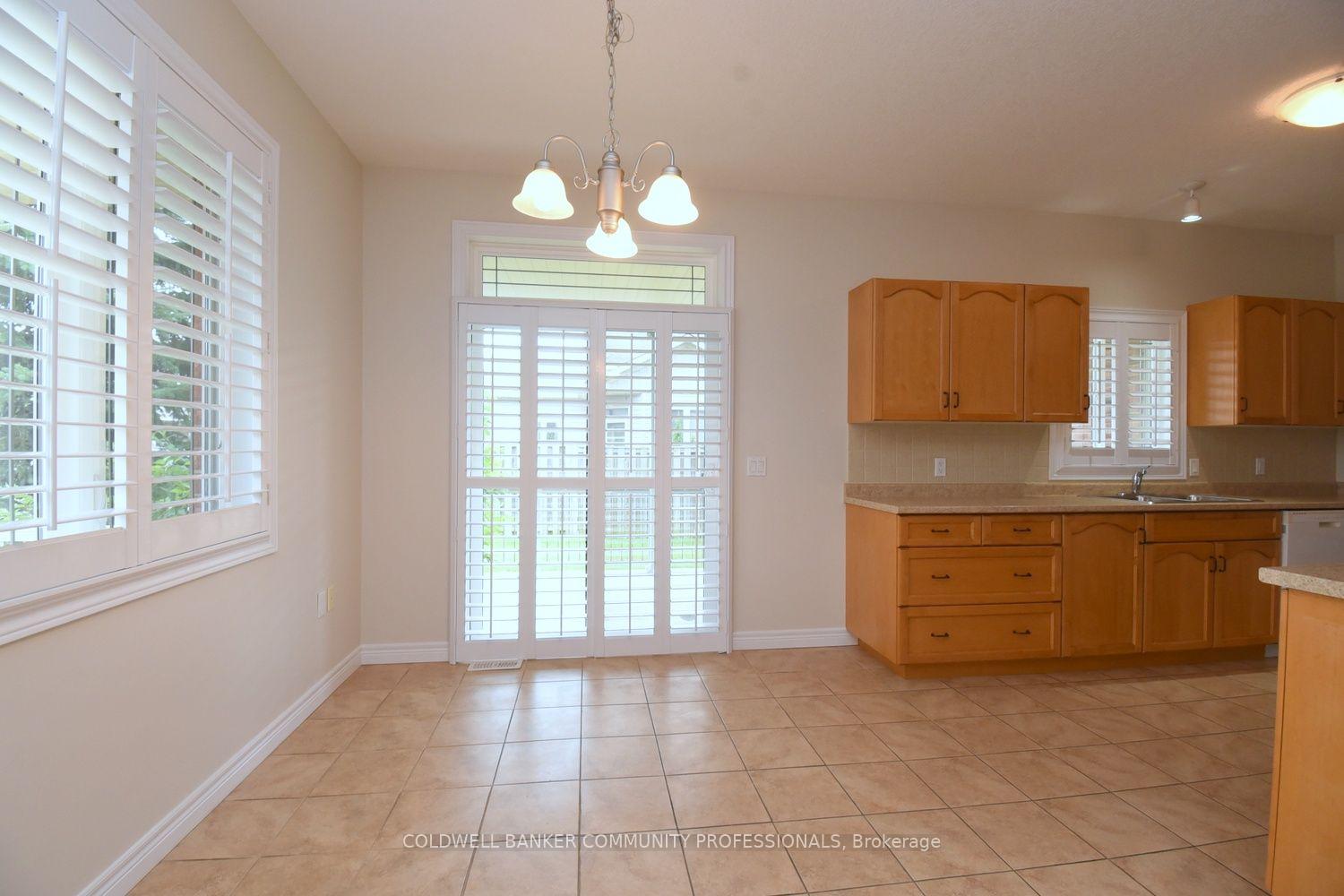 Photo 14 of 19 Stickland Lane, Hamilton, Binbrook — HOMEH