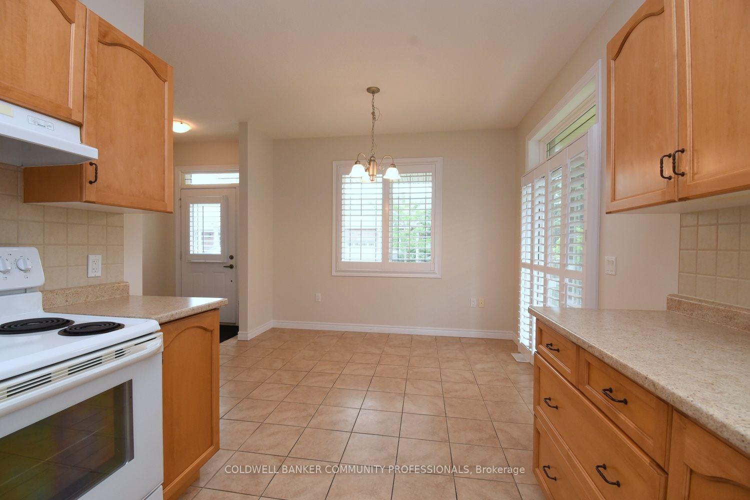 Photo 17 of 19 Stickland Lane, Hamilton, Binbrook — HOMEH
