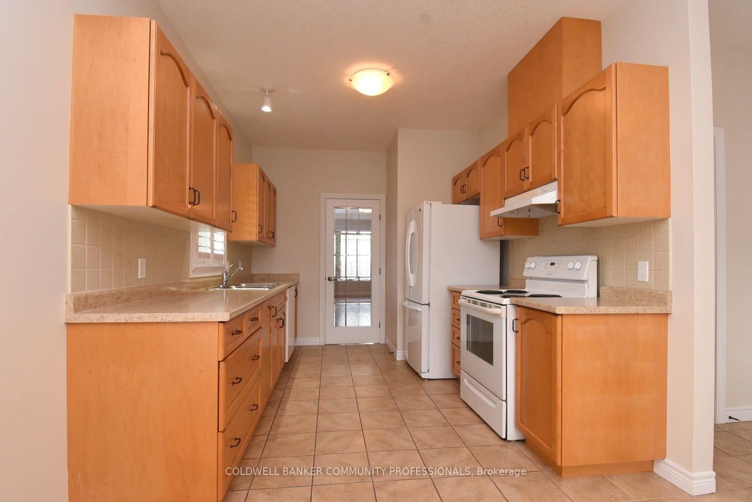 Photo 19 of 19 Stickland Lane, Hamilton, Binbrook — HOMEH