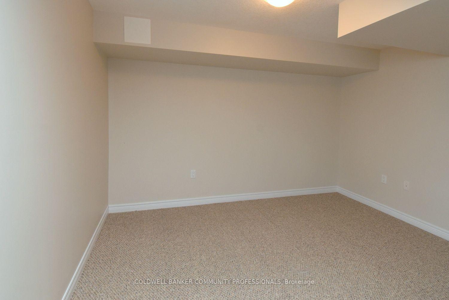 Photo 32 of 19 Stickland Lane, Hamilton, Binbrook — HOMEH