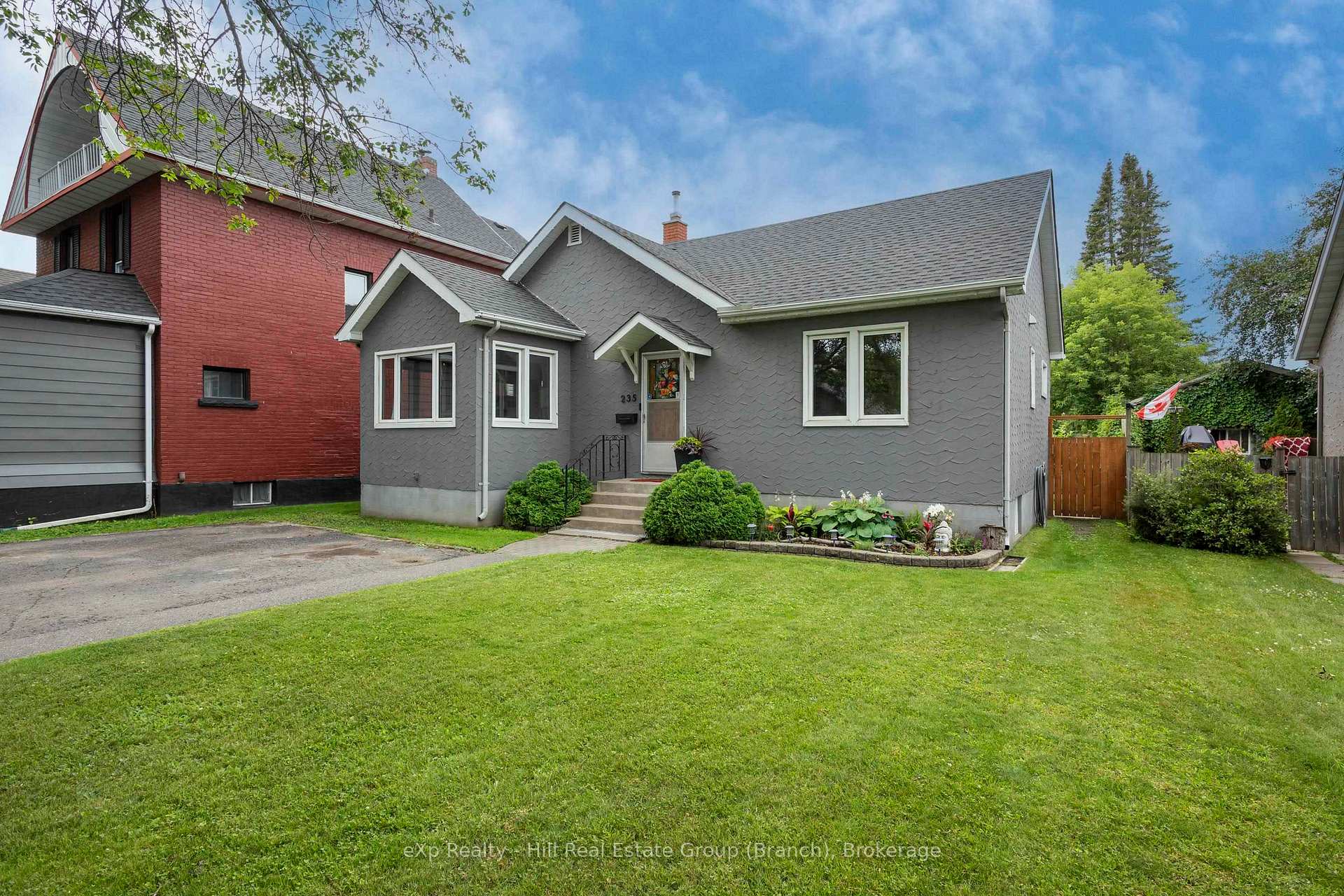 Photo 3 of 235 Franklin Street N, Thunder Bay, McKeller Park — HOMEH