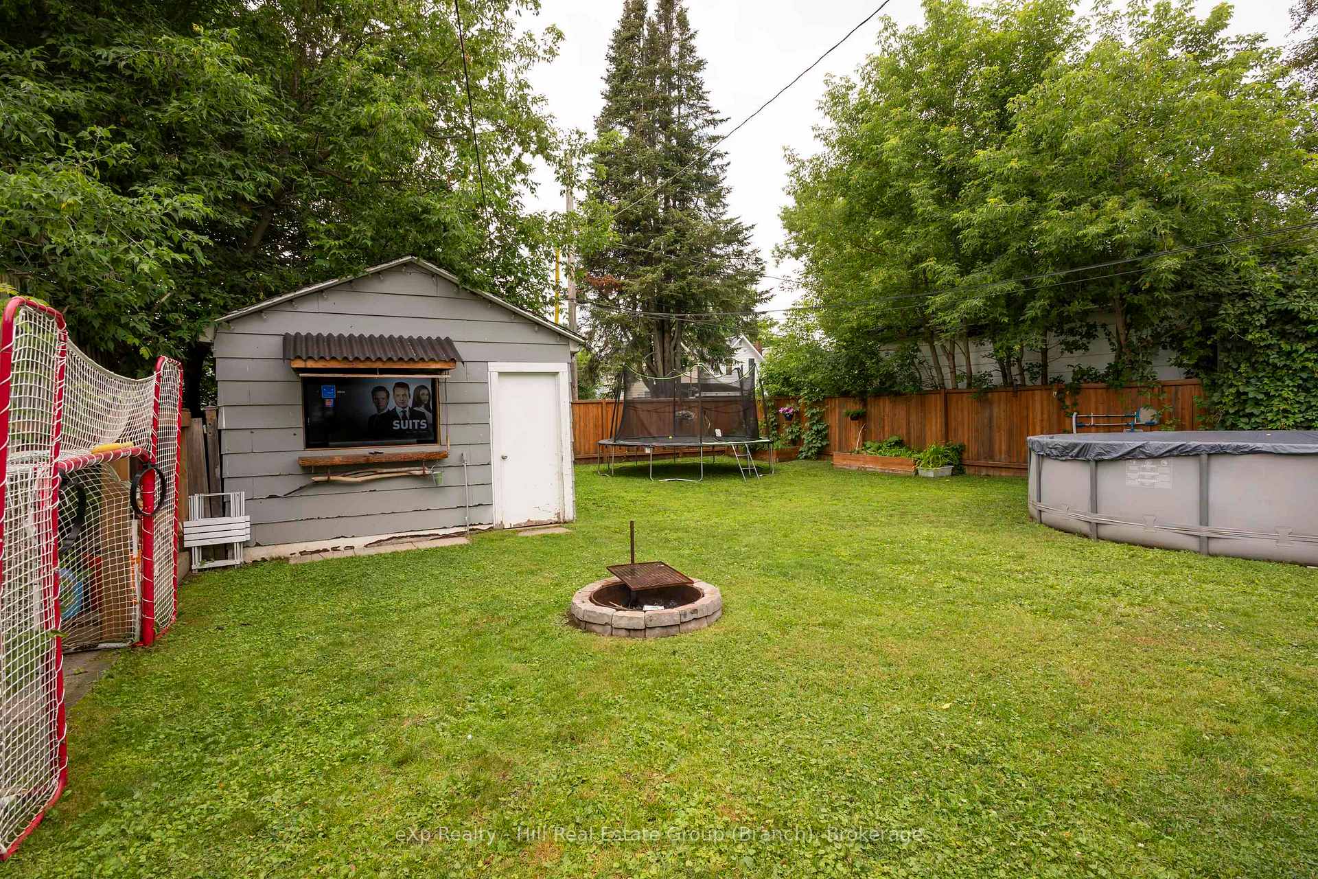 Photo 9 of 235 Franklin Street N, Thunder Bay, McKeller Park — HOMEH
