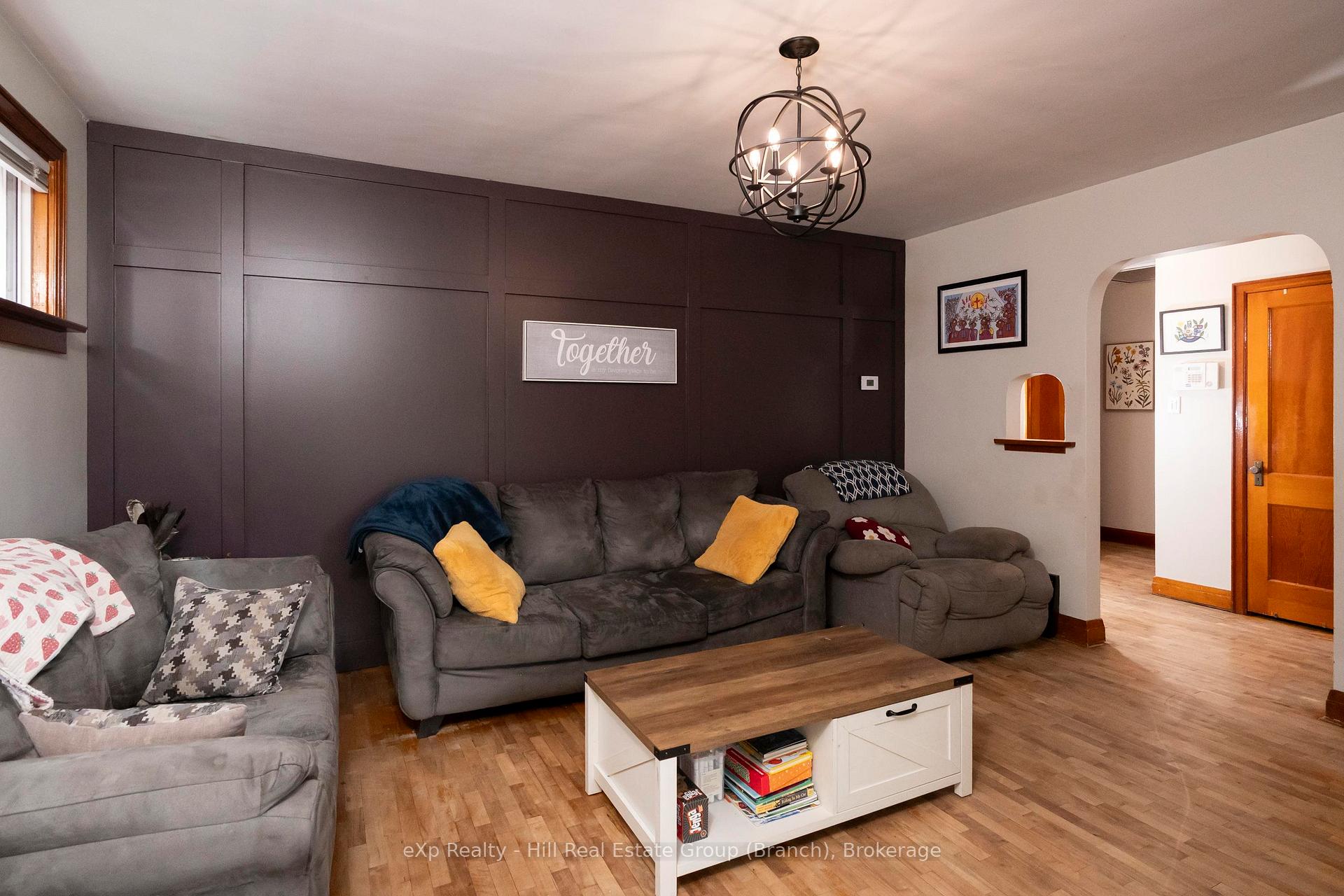 Photo 18 of 235 Franklin Street N, Thunder Bay, McKeller Park — HOMEH