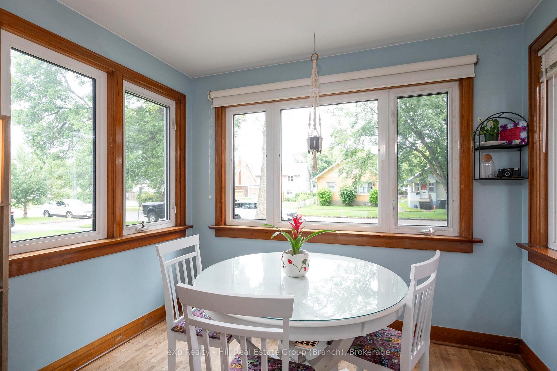 Photo 22 of 235 Franklin Street N, Thunder Bay, McKeller Park — HOMEH