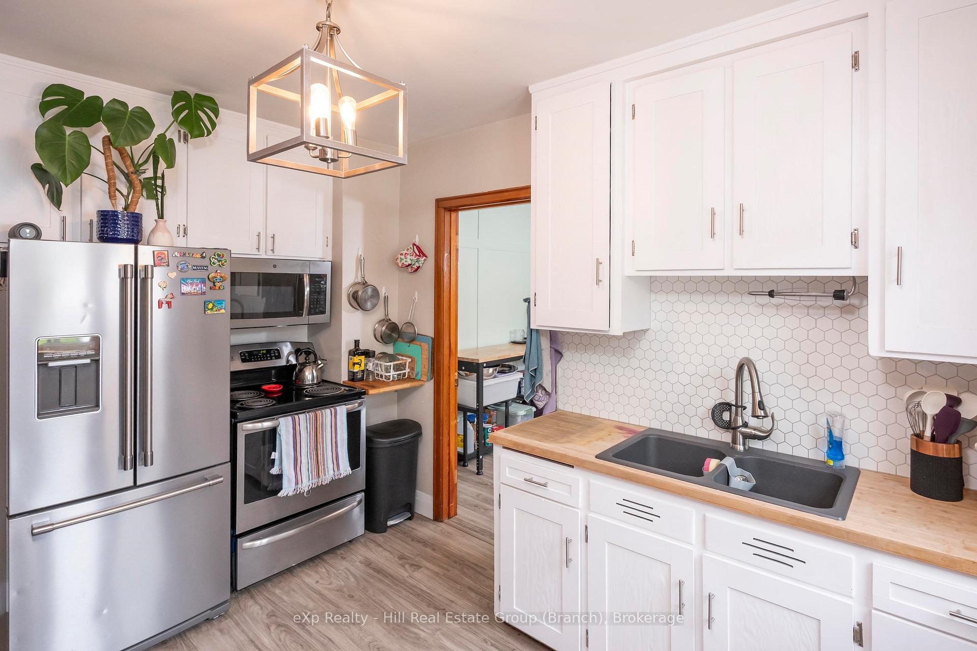 Photo 26 of 235 Franklin Street N, Thunder Bay, McKeller Park — HOMEH
