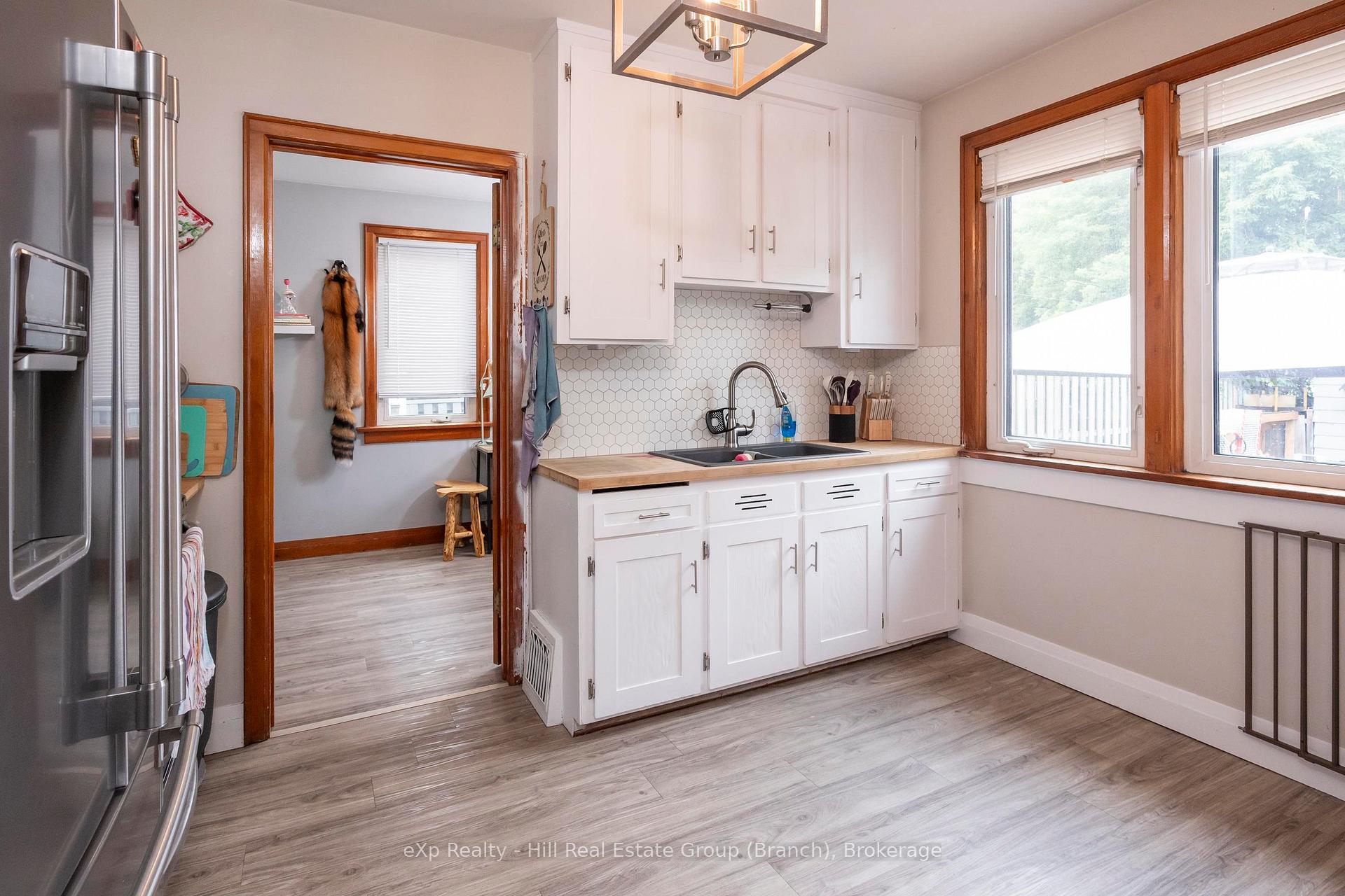 Photo 27 of 235 Franklin Street N, Thunder Bay, McKeller Park — HOMEH