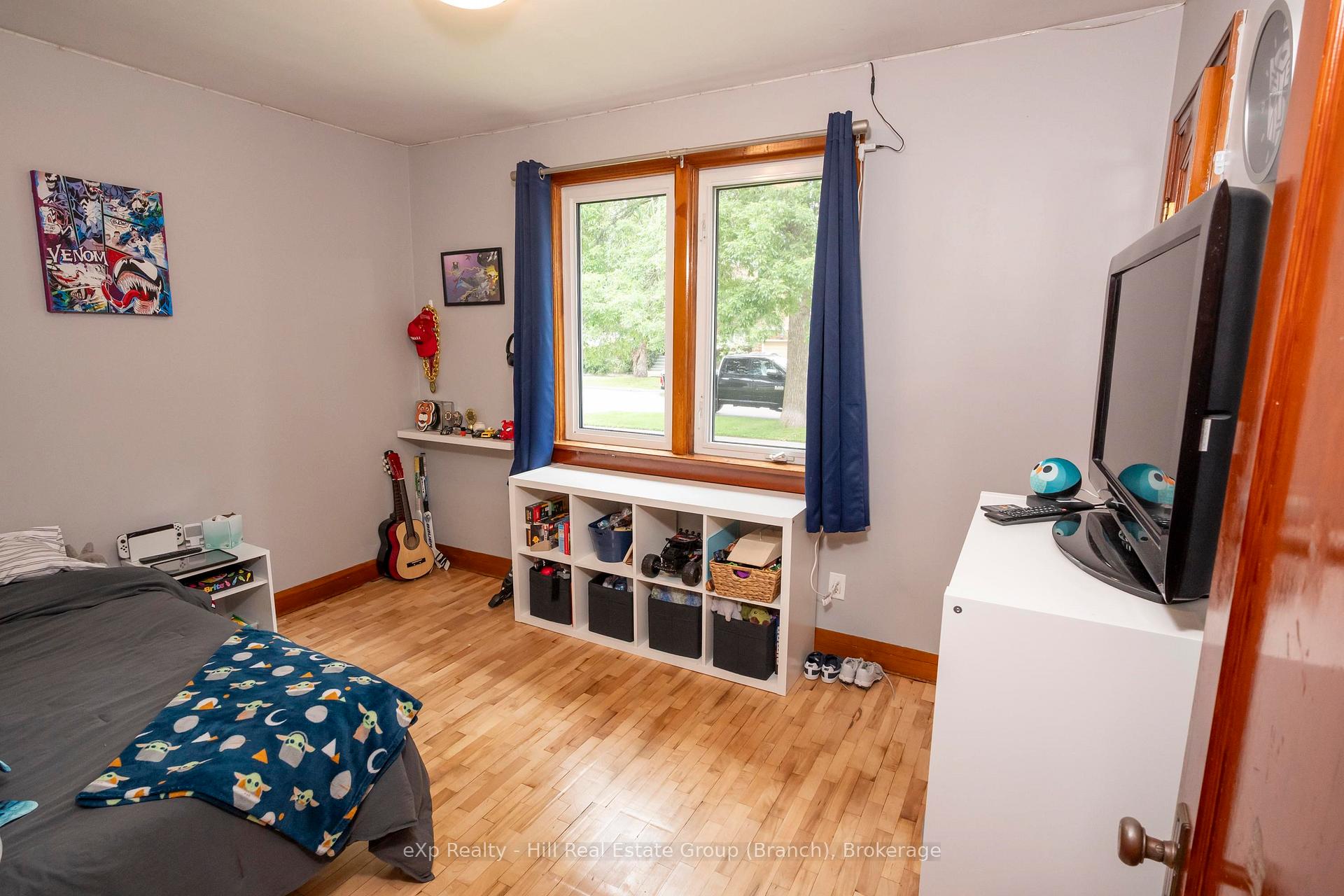 Photo 33 of 235 Franklin Street N, Thunder Bay, McKeller Park — HOMEH
