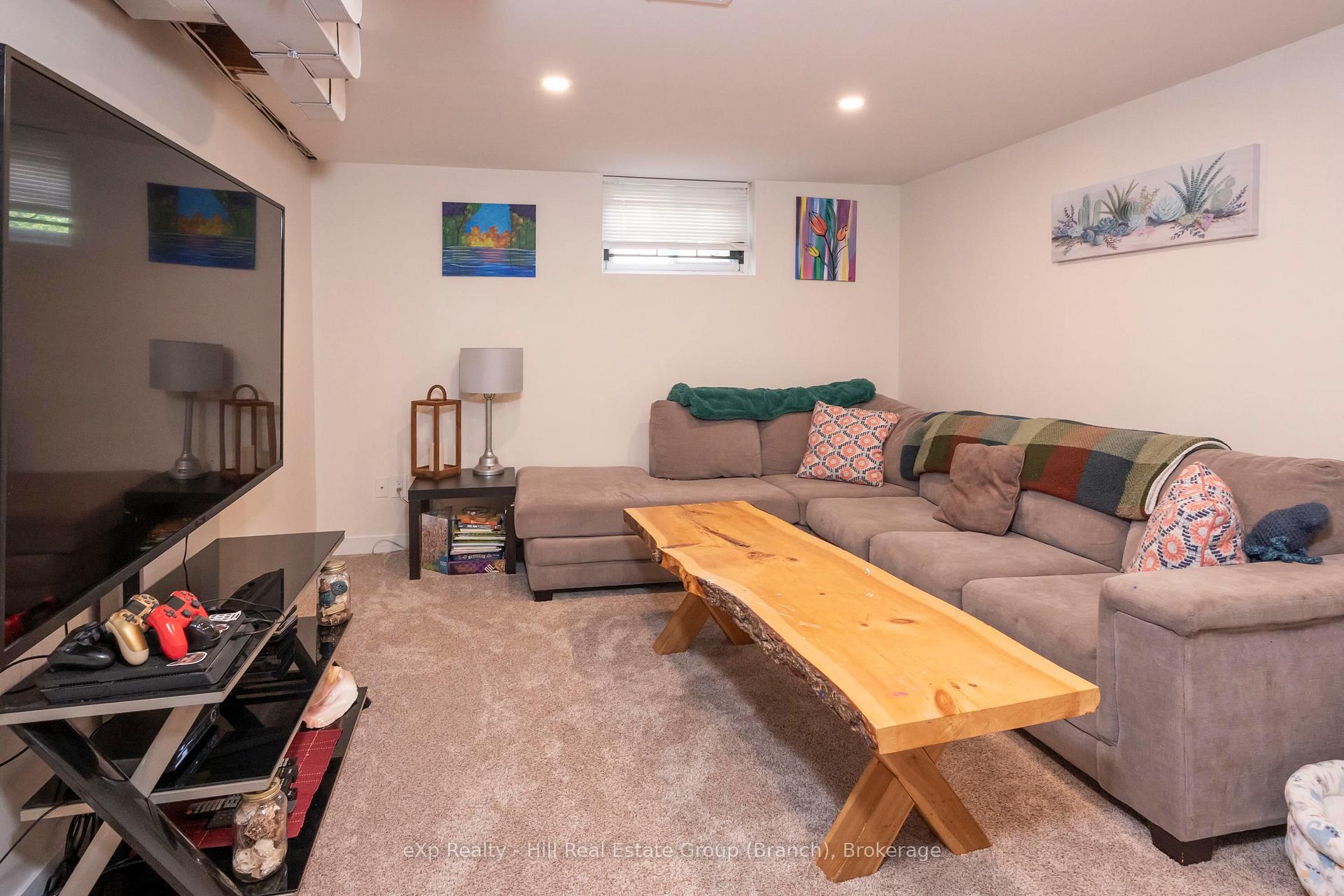 Photo 40 of 235 Franklin Street N, Thunder Bay, McKeller Park — HOMEH