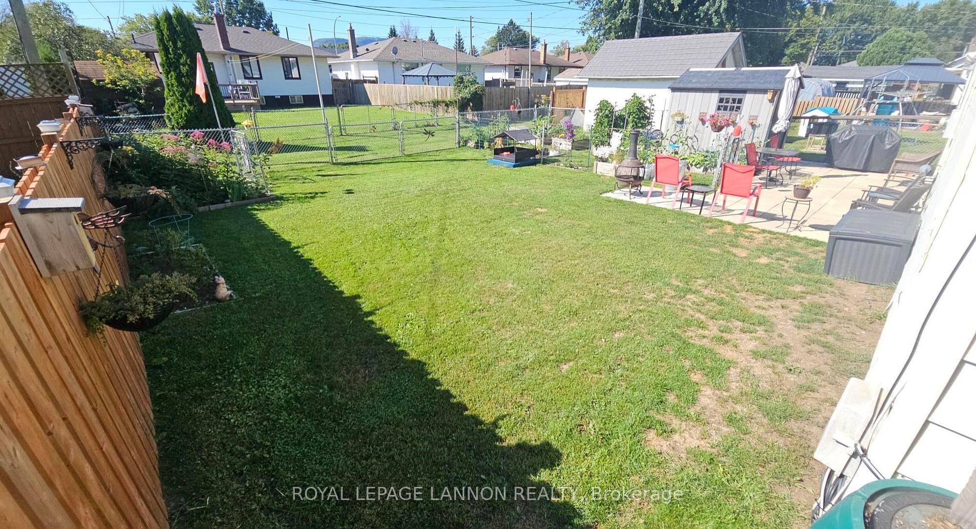Photo 28 of 1820 Hamilton Avenue, Thunder Bay, Hyde Park — HOMEH