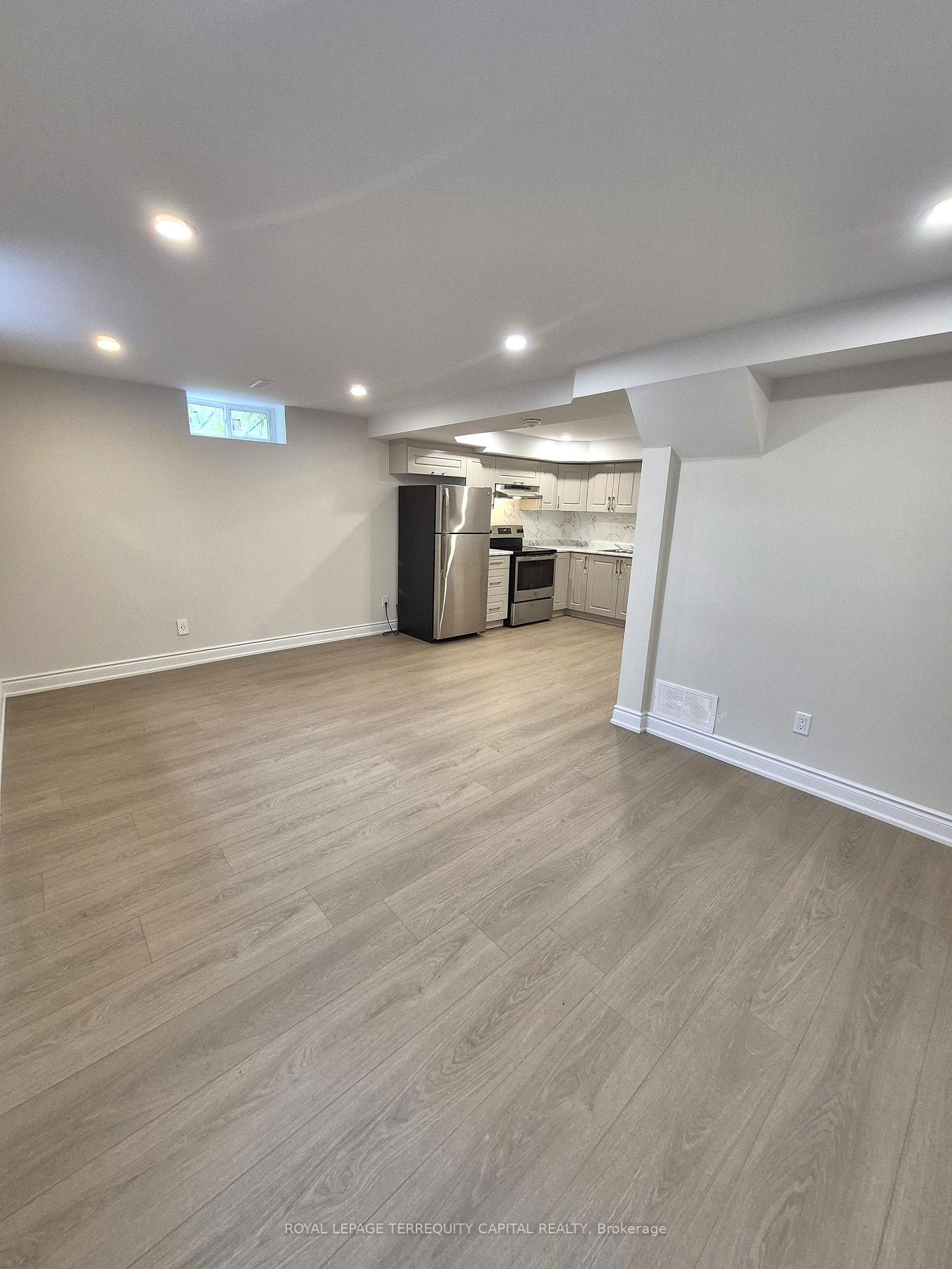 Photo 5 of Unit Lower, 58 Carlson Drive, Newmarket, Gorham-College Manor — HOMEH
