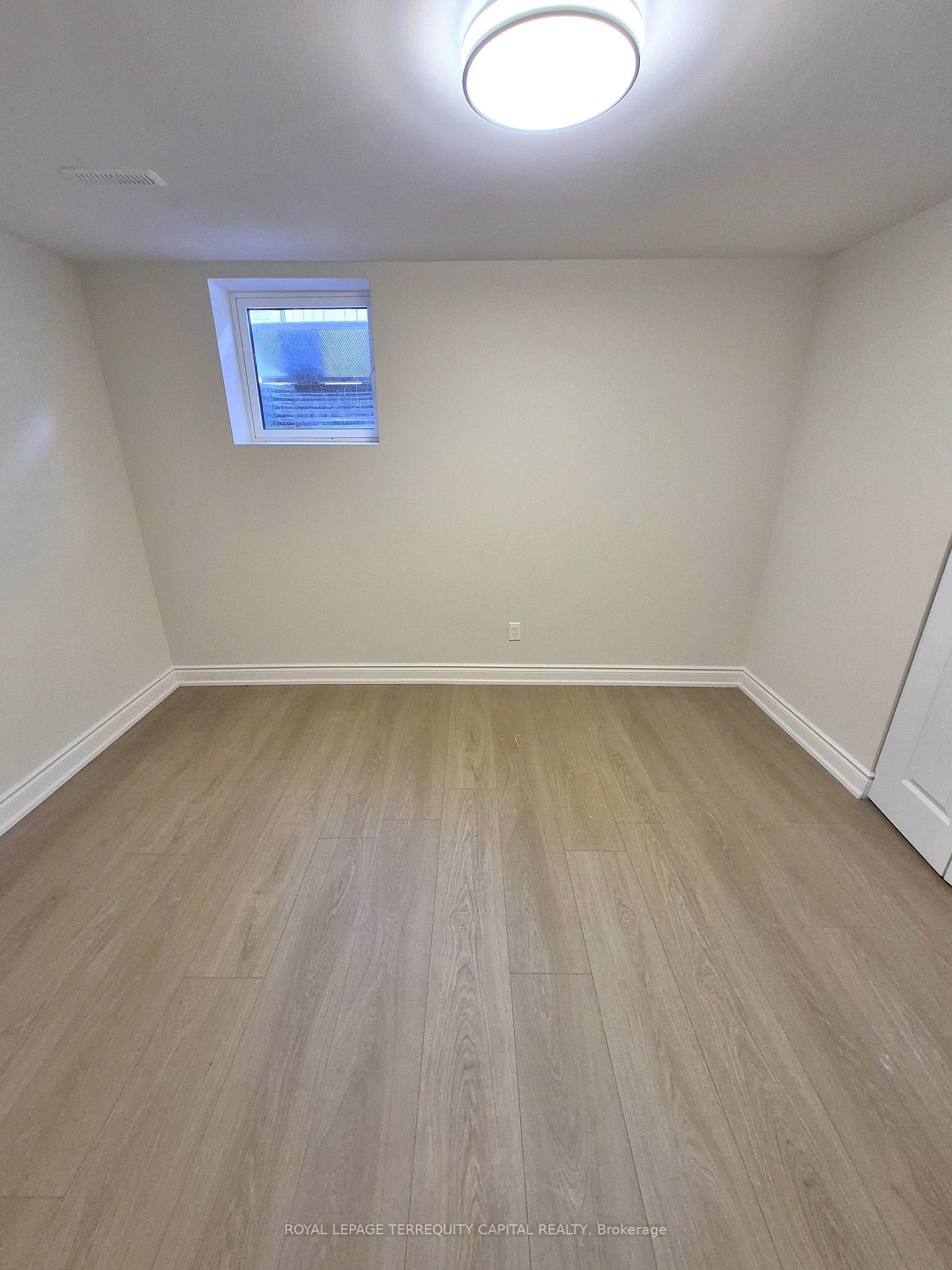 Photo 14 of Unit Lower, 58 Carlson Drive, Newmarket, Gorham-College Manor — HOMEH
