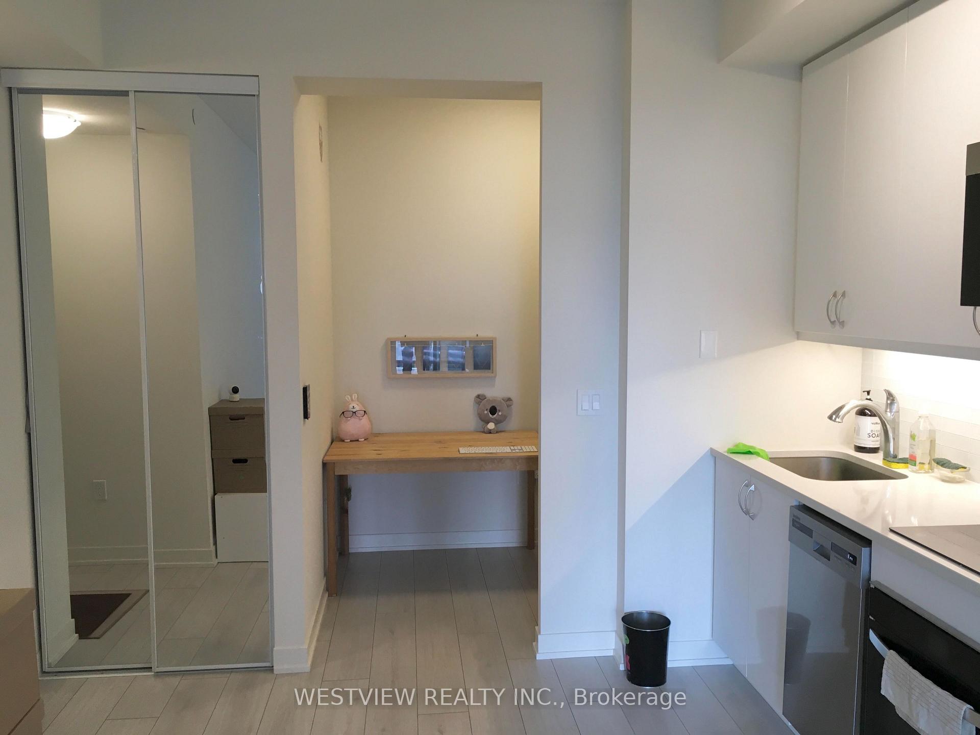 Photo 15 of Unit 2607, 38 Annie Craig Drive, Etobicoke, Mimico — HOMEH